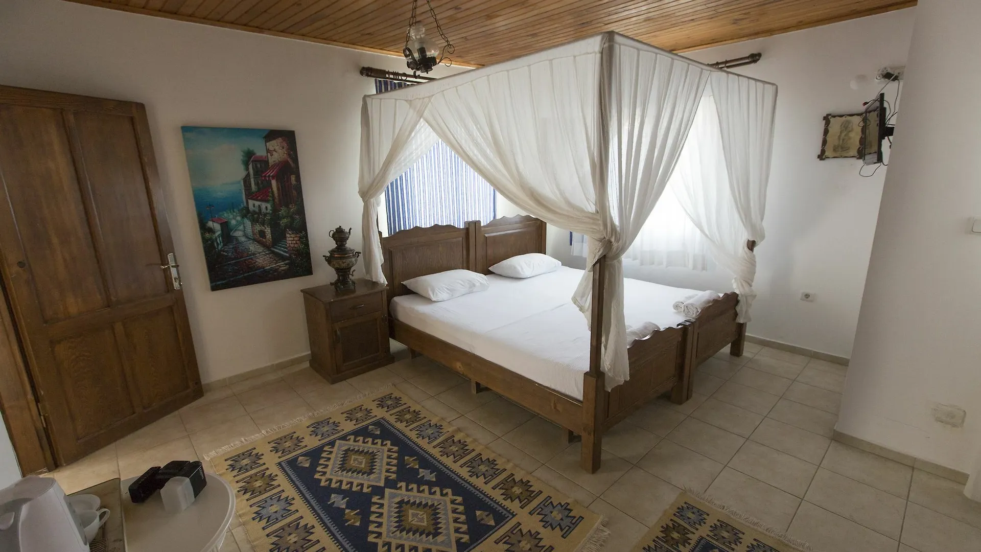 알라카티 Ala Baykus B&B