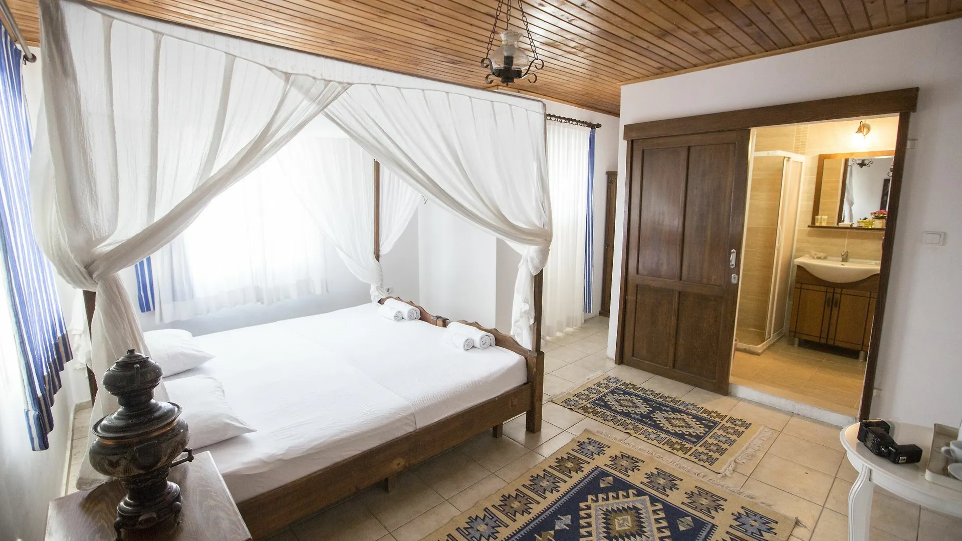 알라카티 Ala Baykus B&B